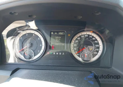 2016 Ram 1500 Express z USA, uszkodzony, nr VIN 1C6RR7FTXGS132065